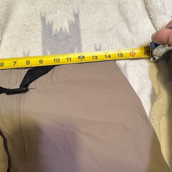 Woolrich Tan Skort with Buckle Detail size 6 - Picture 6 of 7